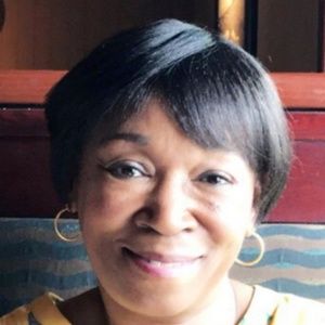 Meet your Posher, Phyllis